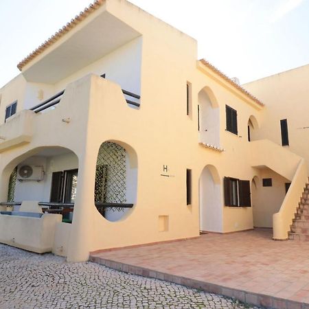 Lovelystay - Cozy 1Br Flat In Alvor With Ac And Balcony Luaran gambar
