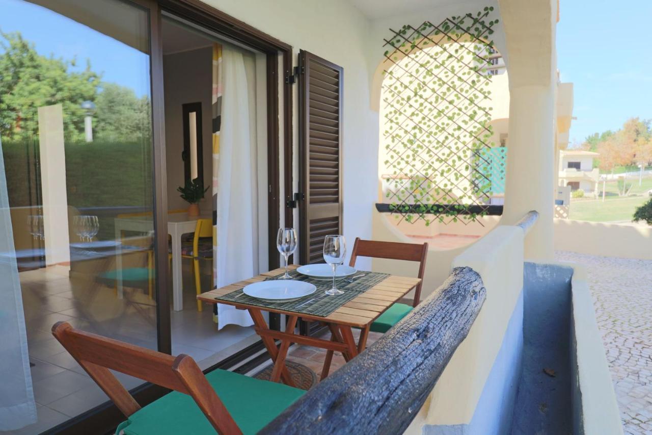 Lovelystay - Cozy 1Br Flat In Alvor With Ac And Balcony Luaran gambar